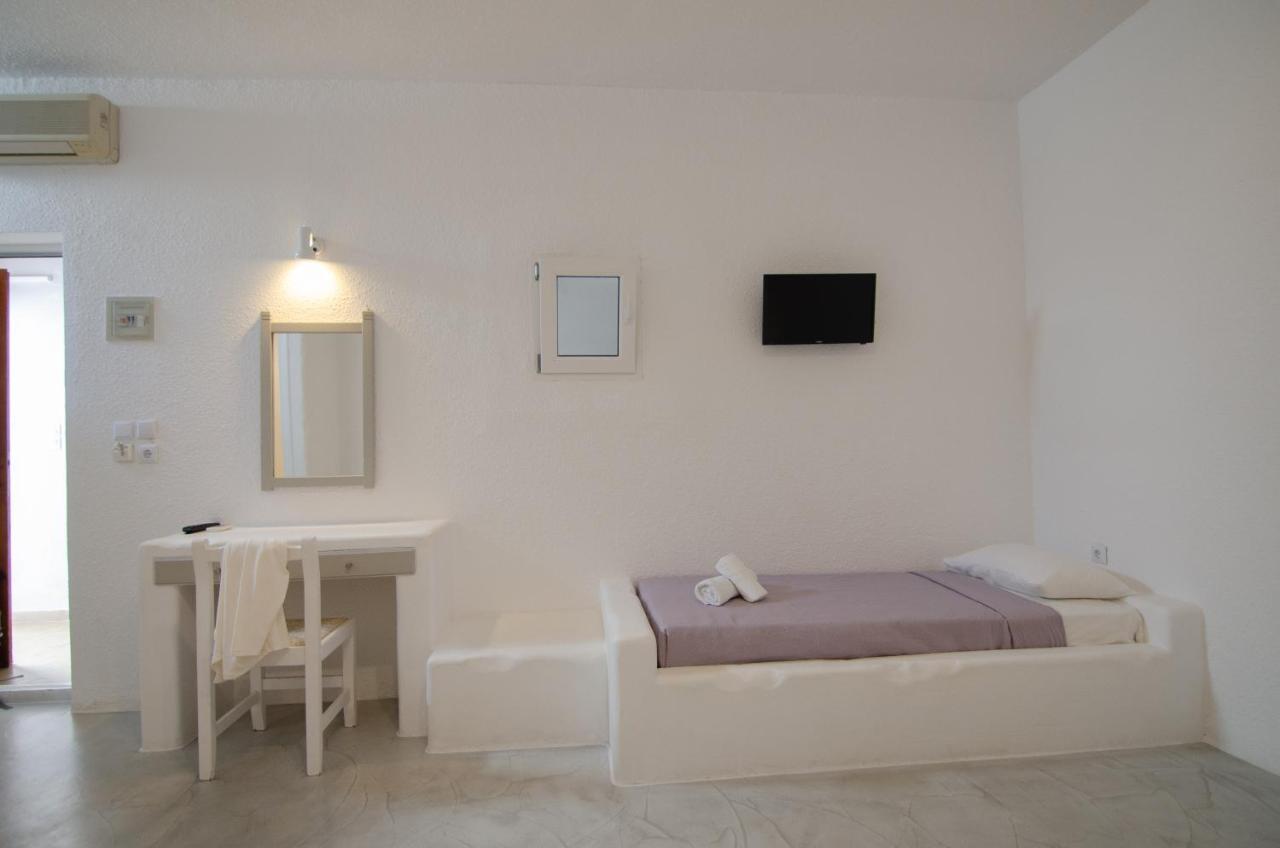 George & Irene Hotel Иос Экстерьер фото
