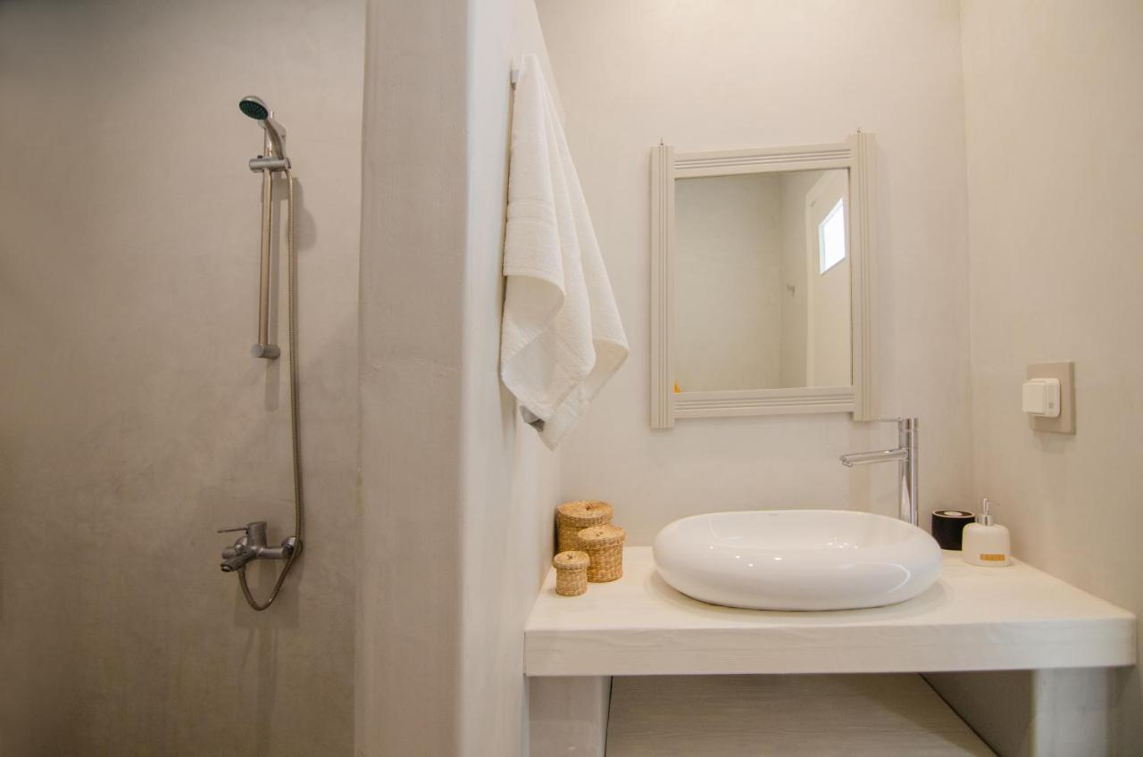 George & Irene Hotel Иос Экстерьер фото